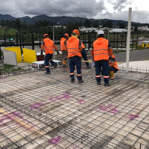 Colocacio╠ün de vigas para losa de entrepiso 2023-11-28 at 12.02.58